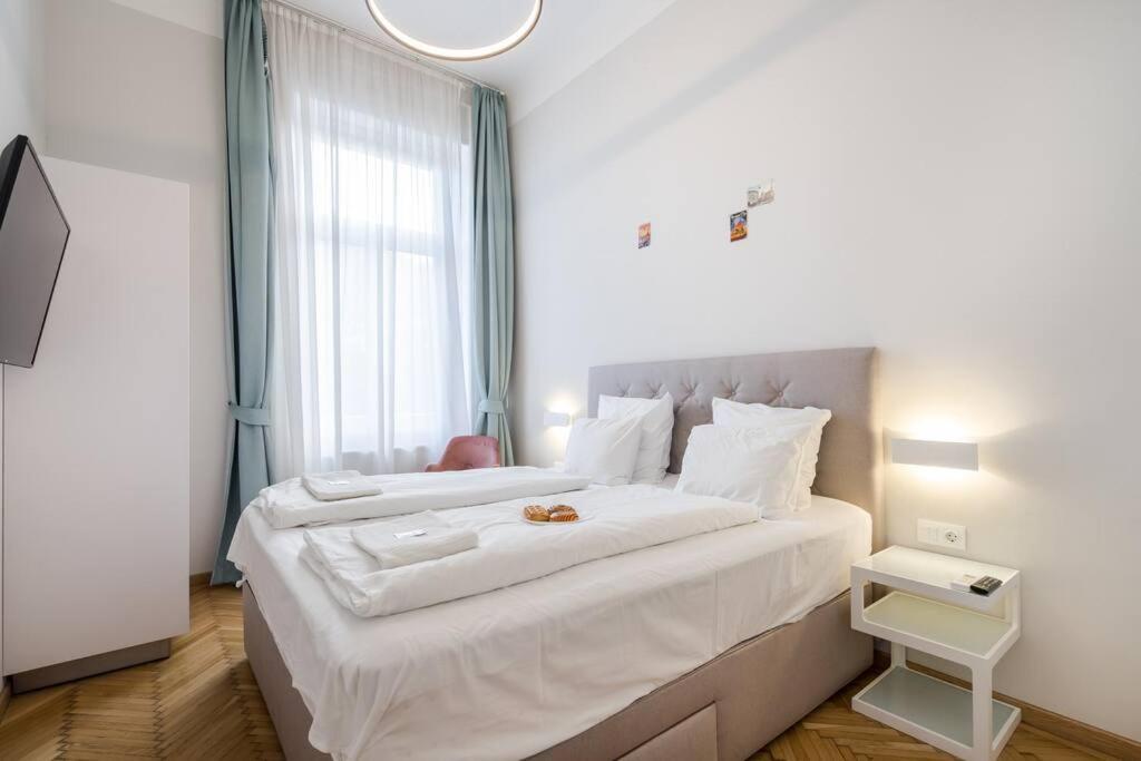 Klauzal City Garden Apartments - 2-Bedroom K34 Budapest Ngoại thất bức ảnh