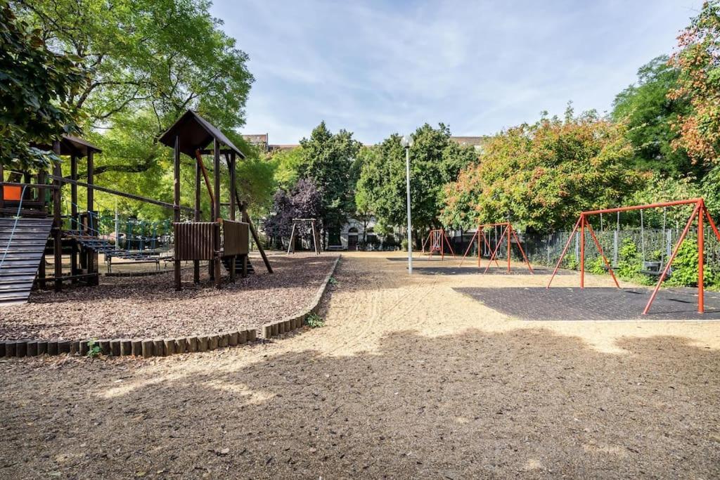 Klauzal City Garden Apartments - 2-Bedroom K34 Budapest Ngoại thất bức ảnh