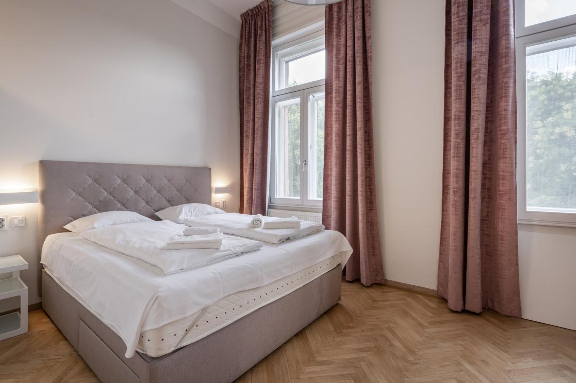 Klauzal City Garden Apartments - 2-Bedroom K34 Budapest Ngoại thất bức ảnh